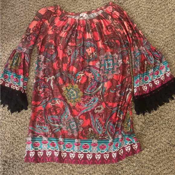 R. Rouge Women's Paisley Print Top size medium. Hardly worn. - Picture 1 of 4